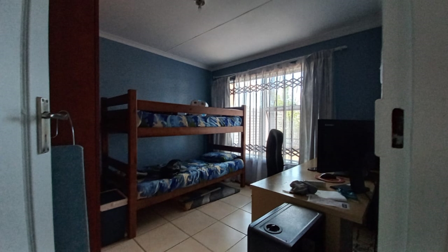 To Let 3 Bedroom Property for Rent in Mandela View Free State